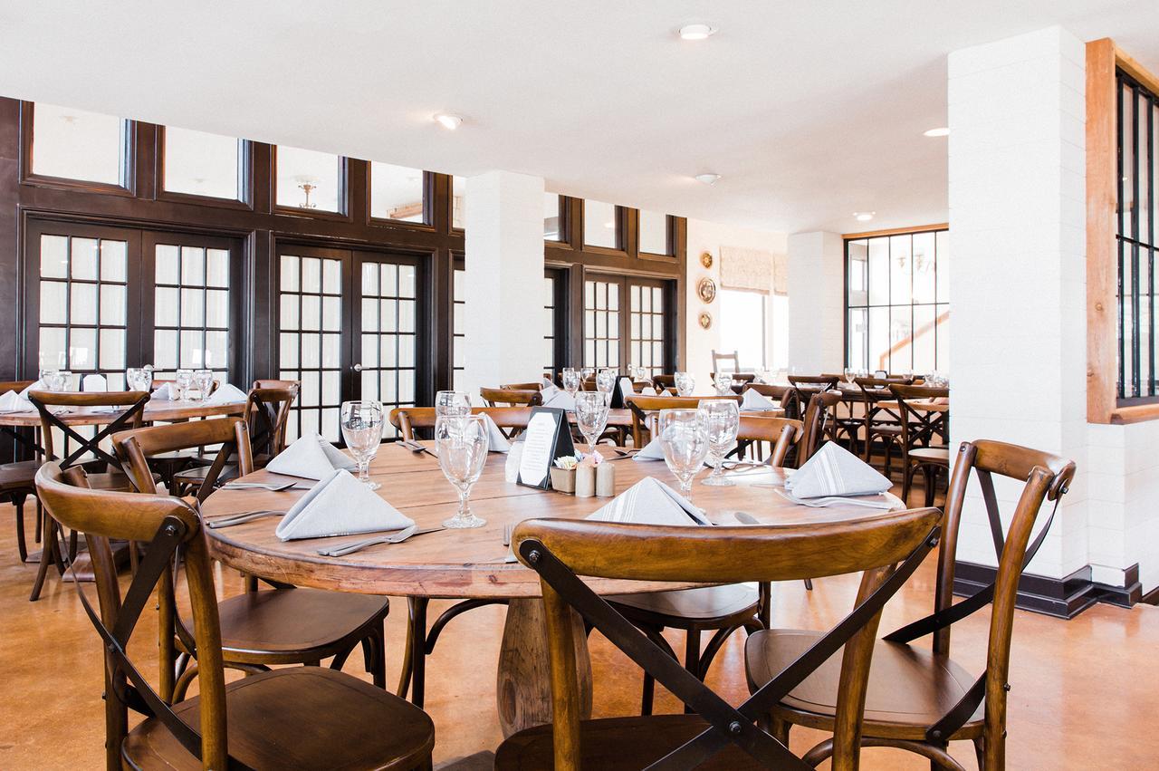 Hillside Boutique Hotel Castroville Bagian luar foto