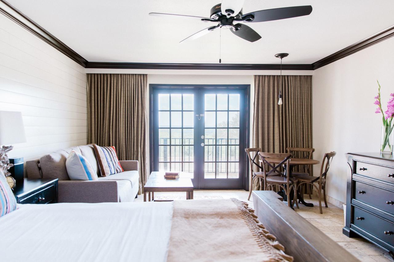 Hillside Boutique Hotel Castroville Bagian luar foto