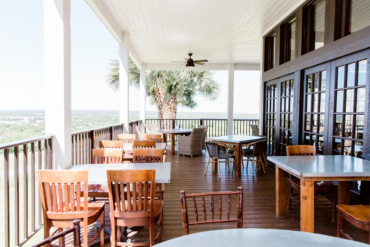 Hillside Boutique Hotel Castroville Bagian luar foto